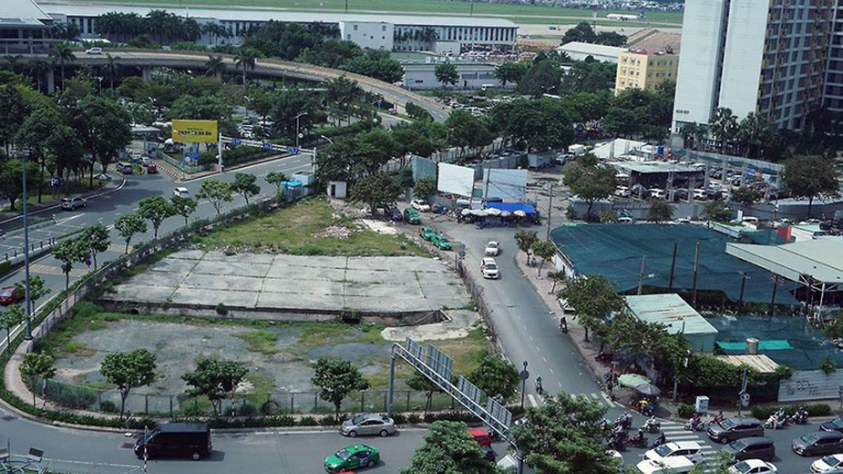 TP.HCM sốt ruột với tiến độ xây dựng đường nối nhà ga T3 sân bay Tân Sơn Nhất