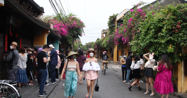 Thu phí là để đầu tư cho phố cổ Hội An