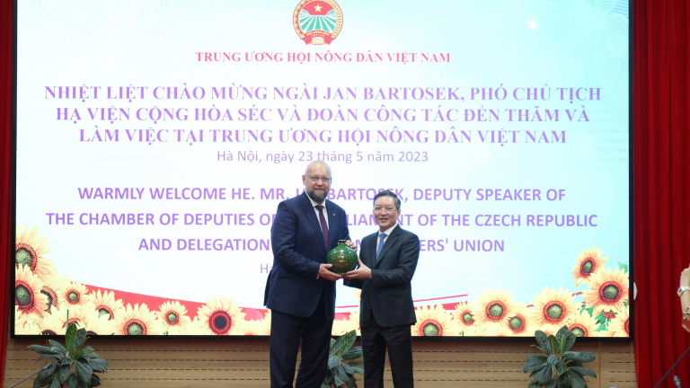 Phó Chủ tịch Hạ viện Cộng hòa Séc: “Hội NDVN, nông nghiệp là mối quan tâm lớn trong quan hệ hợp tác với Việt Nam”