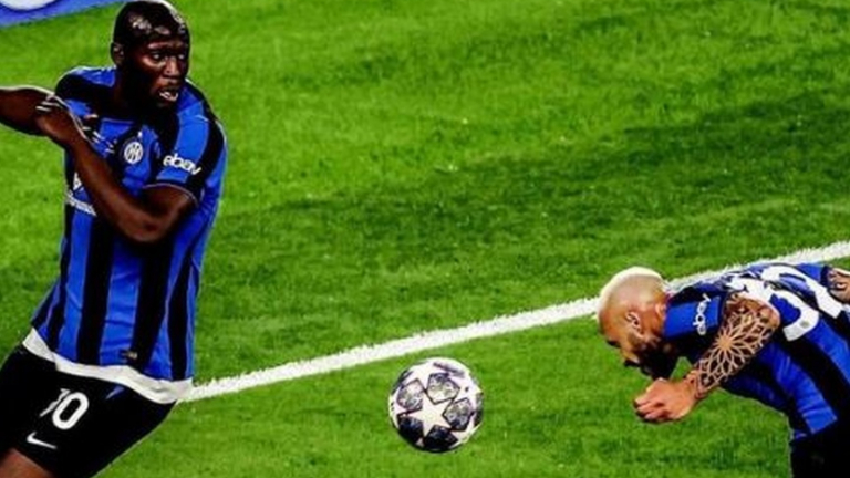 Lukaku 'biến bàn thắng thành cơ hội' khiến Inter Milan thua đau như thế nào?