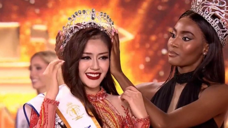 Đặng Thanh Ngân đoạt giải Á hậu 4 Hoa hậu Siêu quốc gia 2023: 'Tôi rơi nước mắt khi nhận thành quả xứng đáng'