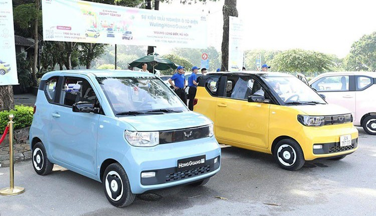 Vỡ mộng với ô tô điện giá rẻ Wuling Hongguang MiniEv