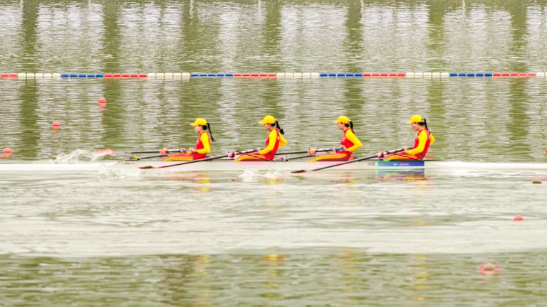 TTVN có huy chương 'mở hàng' ASIAD 19: Đua thuyền rowing 4 người Việt Nam 'thua ngược' Trung Quốc, Nhật Bản