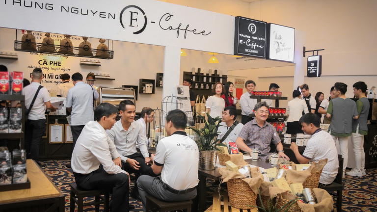 Chuỗi cà phê Trung Nguyên vượt qua Highlands Coffee, Phúc Long, Starbucks, Coffee House