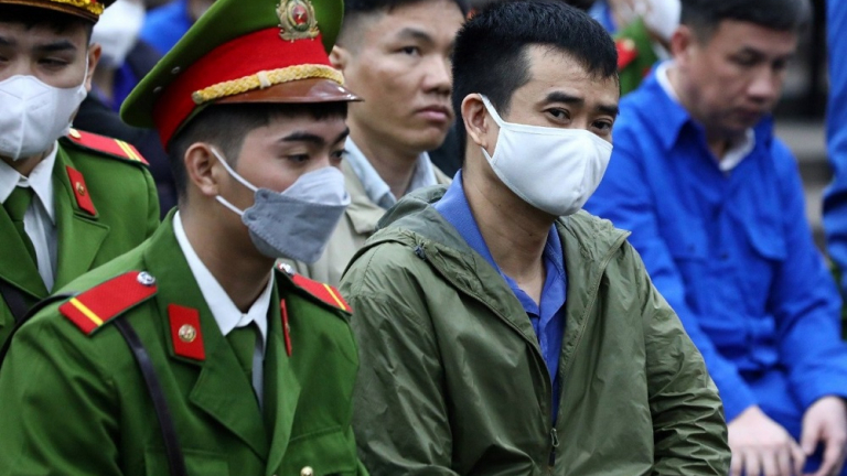 Tòa xử lý thế nào việc Công ty Việt Á đòi nợ hàng chục đơn vị vì “mua chịu” kit test?
