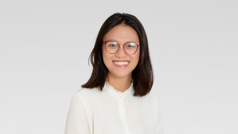 Nữ ứng viên Phó giáo sư sinh năm 1990 đang công tác tại trường đại học nổi tiếng, có 53 bài báo khoa học