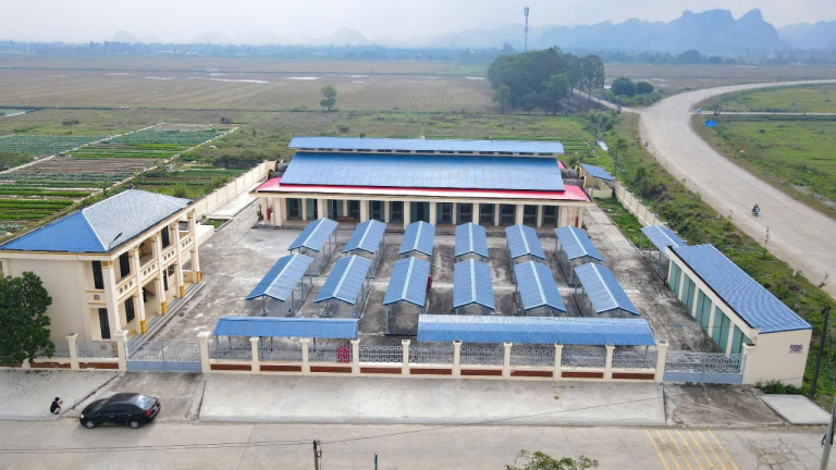 Sau 8 năm bỏ hoang, chợ 15 tỷ ở xã này của Ninh Bình được rót thêm 1,4 tỷ để “hồi sinh”