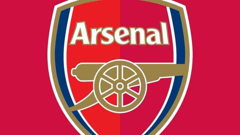 Sốc với mức lương của Raheem Sterling tại Arsenal
