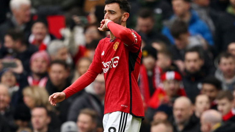 M.U nhẹ nhàng đánh bại Everton, Bruno Fernandes vượt qua thành tích của Van Nistelrooy