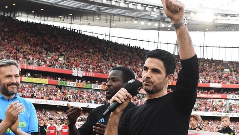 Nhìn Man City vô địch, HLV Arteta nói lời cay đắng