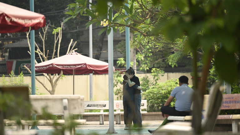 Nam sinh tử vong trong vụ cháy nhà trọ Hà Nội: 'Cuộc đời khép lại khi ít ngày nữa em sẽ tốt nghiệp'