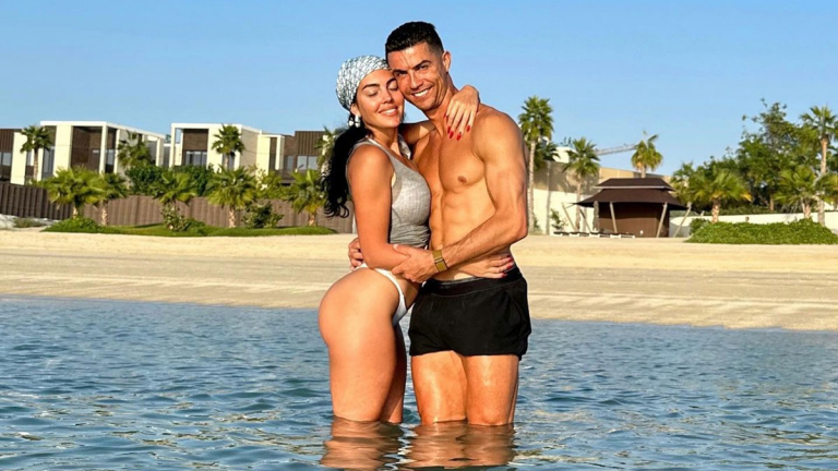 Top 10 nàng WAGs tại EURO 2024 kiếm tiền nhiều nhất trên Instagram: Ai số 1?