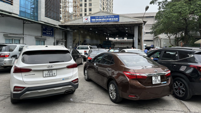Sai phạm chưa từng có ở Đăng kiểm, nguy cơ tái diễn ùn tắc
