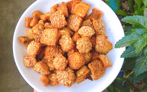 Kể chuyện làng: 2 nghìn 4 bìa đậu chia đều ăn trong cả ngày