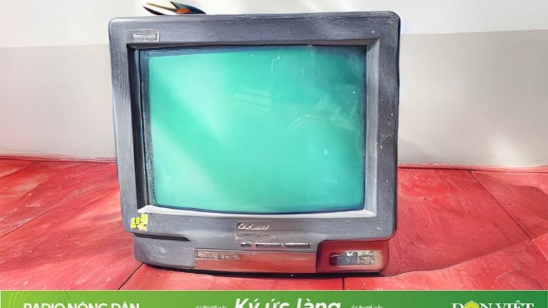 Chiếc TV cũ và những bộ phim xưa...