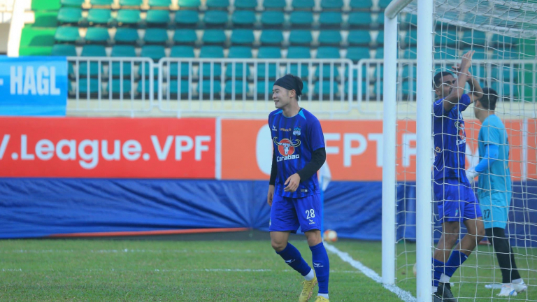 Cựu tiền đạo U23 Việt Nam từng sang Nhật Bản thi đấu bất ngờ rời HAGL