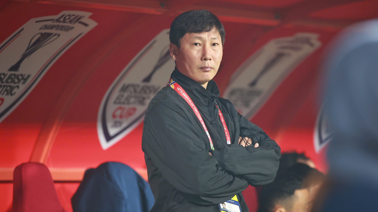 Tin sáng (27/1): Bầu Đức “chơi lớn”, HLV Kim Sang-sik hưởng lợi