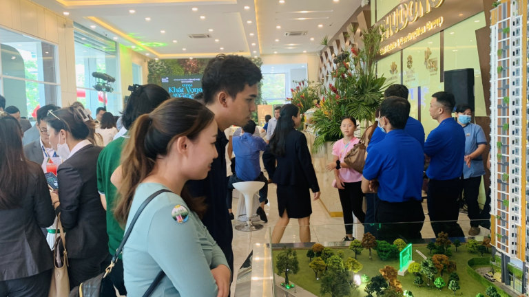 Sàn giao dịch bất động sản giống chứng khoán: Hết nguy cơ thao túng giá?