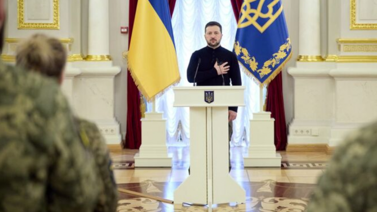 Ukraine trên thực đơn - chuyên gia nói về việc ông Zelensky vắng mặt trong điện đàm Nga - Mỹ