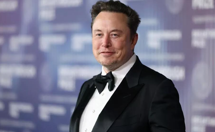 Elon Musk cam kết sẽ đưa robot lên sao Hỏa vào năm 2026