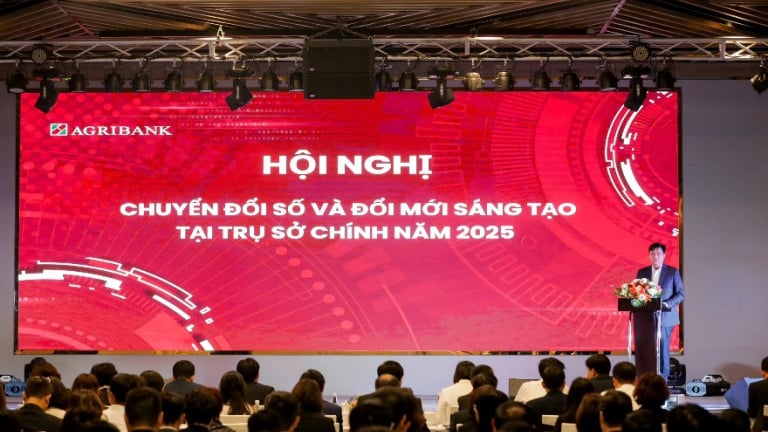 Agribank dồn toàn lực cho đổi mới sáng tạo, khoa học công nghệ và chuyển đổi số.