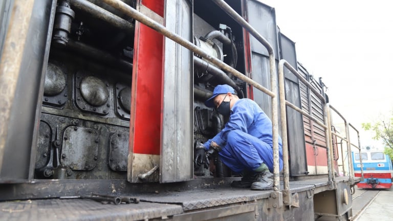 Sửa Luật Đường sắt: 'Rộng cửa' tham gia dự án đường sắt tốc độ cao Bắc - Nam, doanh nghiệp nào đã sẵn sàng?
