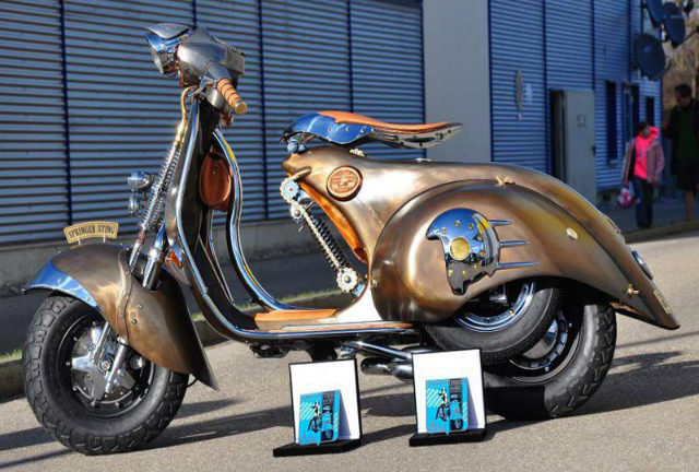 Hô biến Vespa Springer Sting cũ thành siêu quái vật