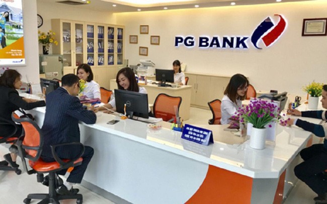 Hậu sai phạm của cựu Chủ tịch, PGBank 'triệu tập' ĐHCĐ bất thường
