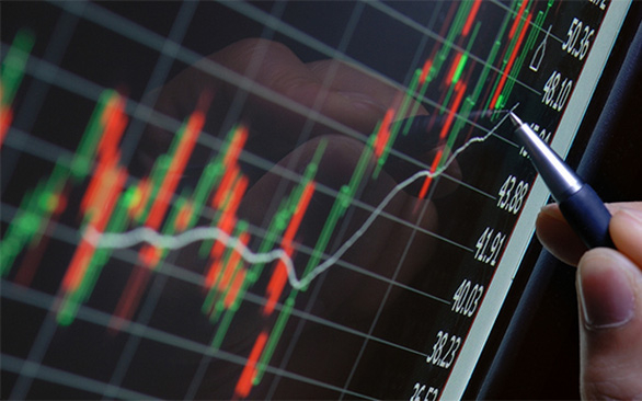 ROS bị bán tháo, cổ phiếu 'họ FLC' ngược dòng VN-Index
