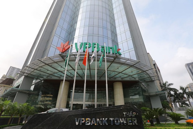 VPBank lãi trước thuế 4.300 tỷ, nợ xấu tại VAMC giảm quá nửa