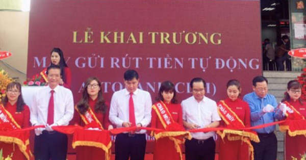 Agribank khai trương máy gửi, rút tiền tự động Autobank thứ 3 khu vực ĐBSCL