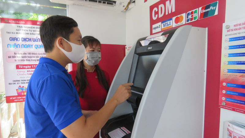Agribank Phú Yên: Khai trương điểm giao dịch ngân hàng tự động AutoBank CDM