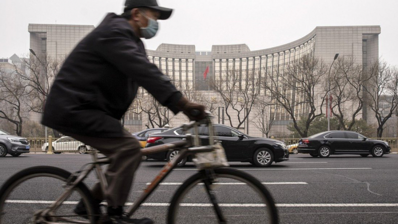 PBoC đứng trước áp lực hạ lãi suất khi kinh tế Trung Quốc có dấu hiệu giảm tốc