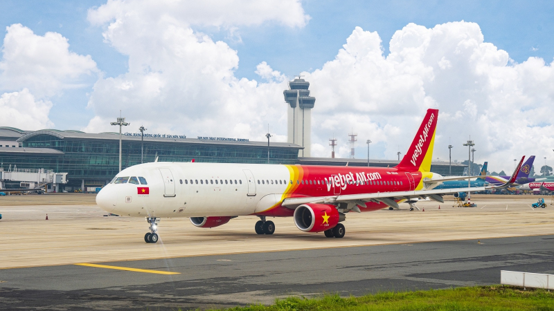 Vietjet (VJC) mẹ báo lỗ gần 800 tỷ đồng trong quý III/2022