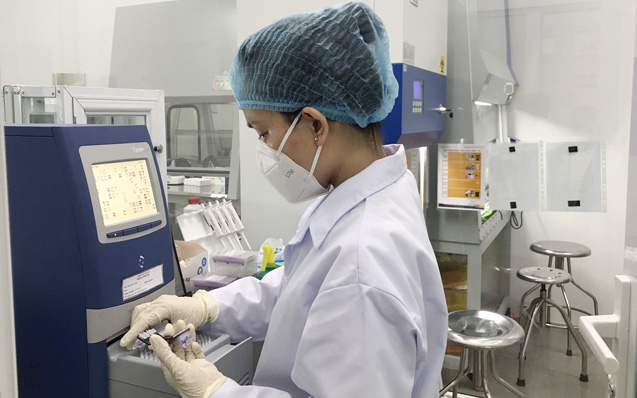 Quảng Ngãi:
Đề nghị HĐND tỉnh ban hành Nghị quyết giá dịch vụ xét nghiệm SARS-CoV-2
