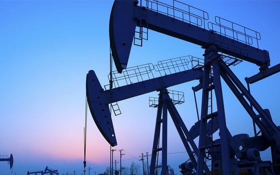 Giá xăng dầu hôm nay 5/7: Giá dầu tăng vọt, lo OPEC 'thất hứa' cùng rủi ro này từ Nga