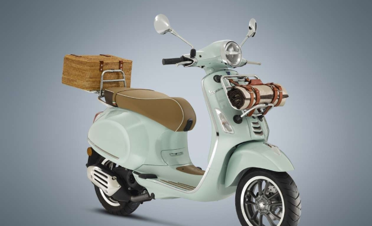  Vespa Pic Nic 150 2022 sở hữu vẻ đẹp tinh tế, hiện đại