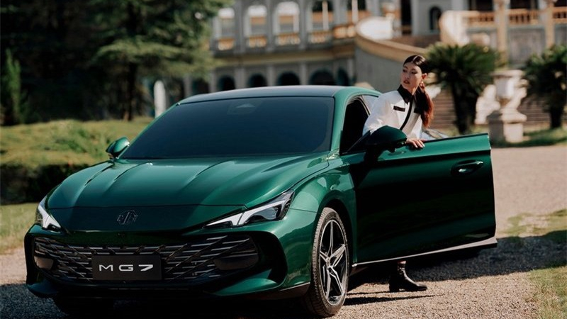 MG7 2023 ra mắt với thiết kế thể thao siêu đẹp