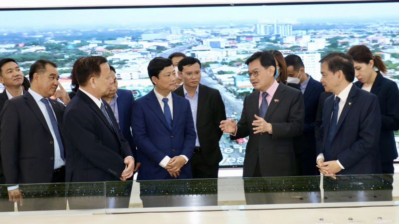 Phó Thủ tướng Singapore thăm khu công nghiệp VSIP I - Bình Dương