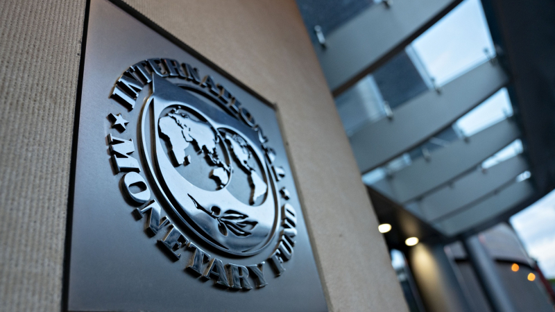 Ukraine sắp vay 15,6 tỷ USD từ IMF để củng cố tài chính