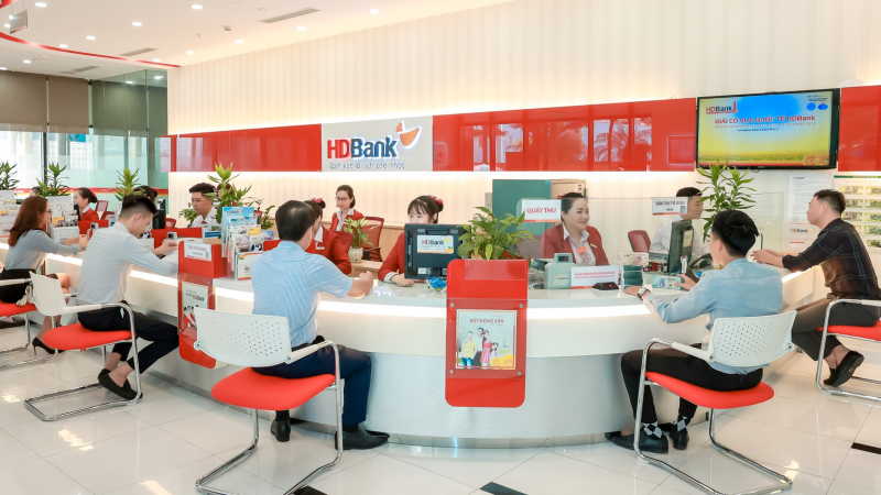 Dư nợ BĐS và TPDN thuộc nhóm thấp nhất toàn ngành năm 2022, HDBank tiếp tục đà tăng trưởng