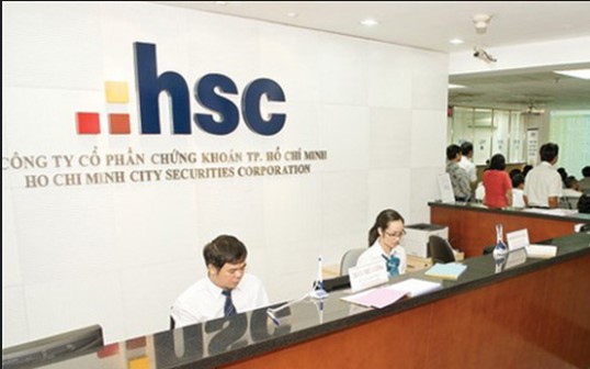Chứng khoán HSC: Lợi nhuận 'bốc hơi' quá nửa, vì sao?