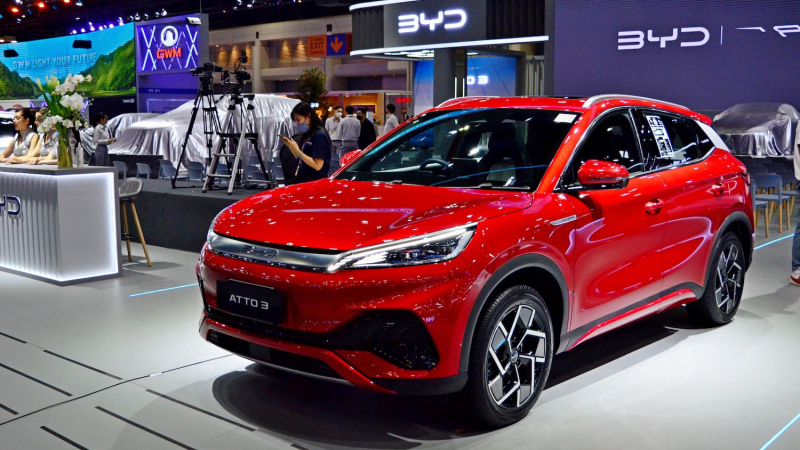 BYD của Trung Quốc mở rộng sản xuất xe điện tại Việt Nam, muốn truất ngôi Tesla