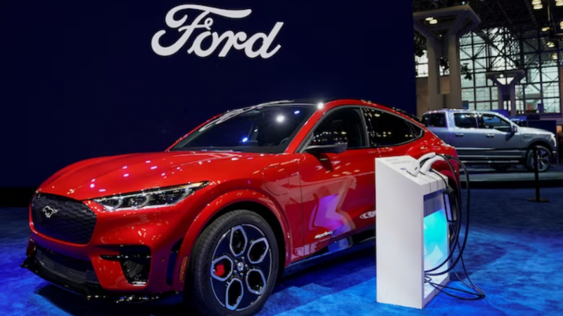Tesla đồng ý chia sẻ trạm sạc với Ford vào năm tới