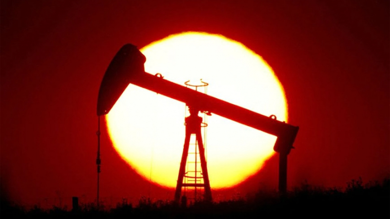 Giá xăng dầu hôm nay 4/6: OPEC+ tiếp tục làm 'nóng' giá xăng dầu
