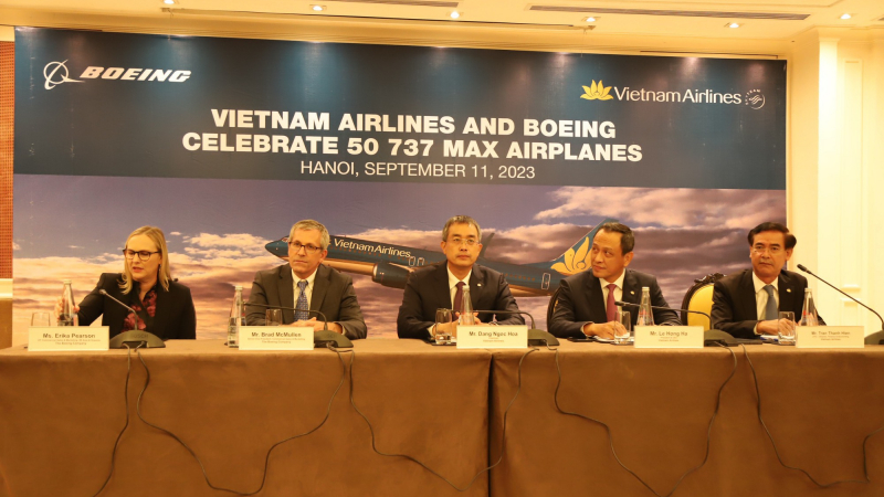 Vietnam Airlines và Boeing chính thức hợp tác mua bán 50 máy bay giá trị 10 tỷ USD