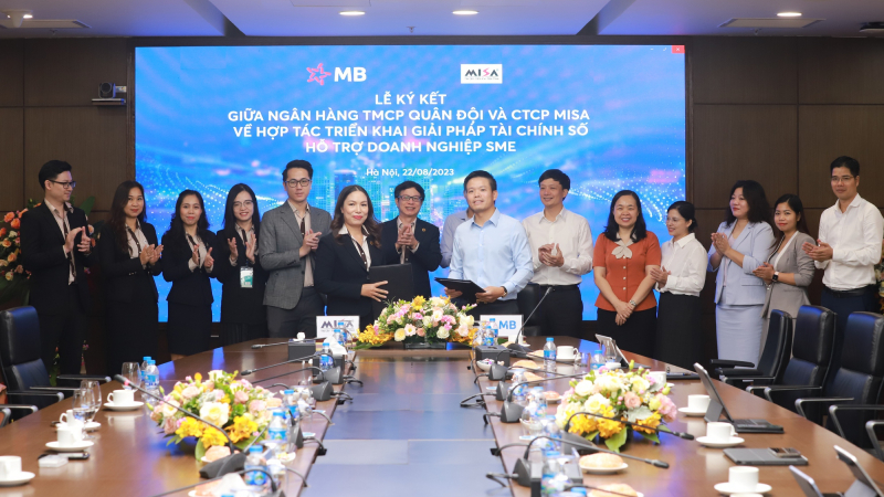 MISA và MB ký kết hợp tác triển khai giải pháp tài chính số cho SMEs