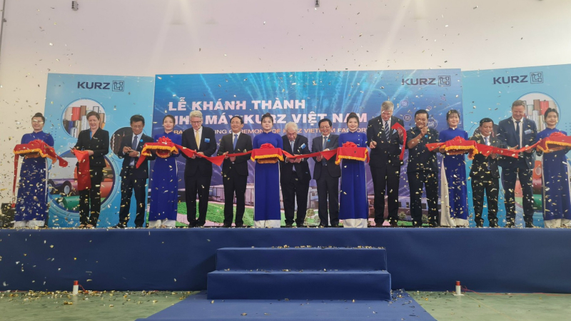 Tập đoàn Đức sản xuất 'lá phôi dập nóng' tại Becamex VSIP Bình Định