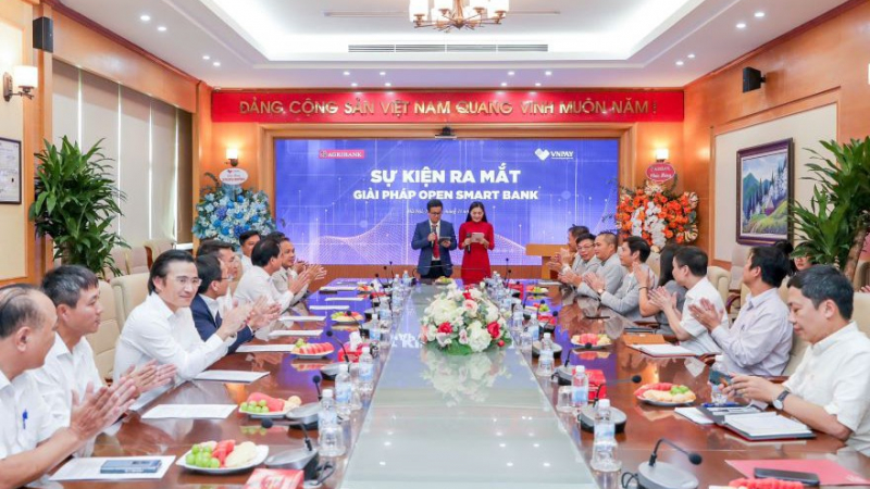 Agribank chính thức ra mắt Giải pháp Open Smartbank
