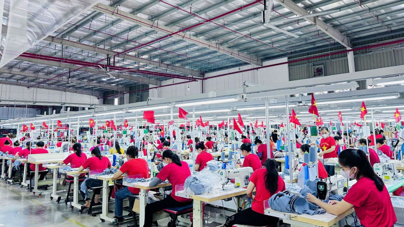 Nghệ An: Doanh nghiệp FDI thưởng Tết cao nhất 74 triệu đồng